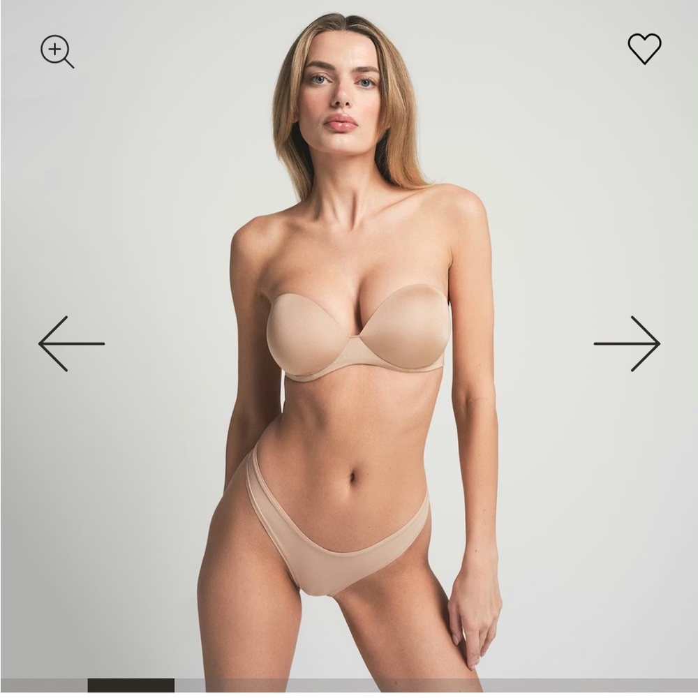 SKIMS *NWT Ultimate Push Up Strapless Bra Clay 32D